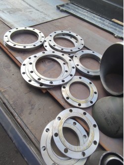 Фланец стальной